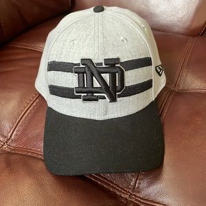 NWOT New Era Notre Dame Grey/Gray  Black Cap 39 Thirty size L- XL